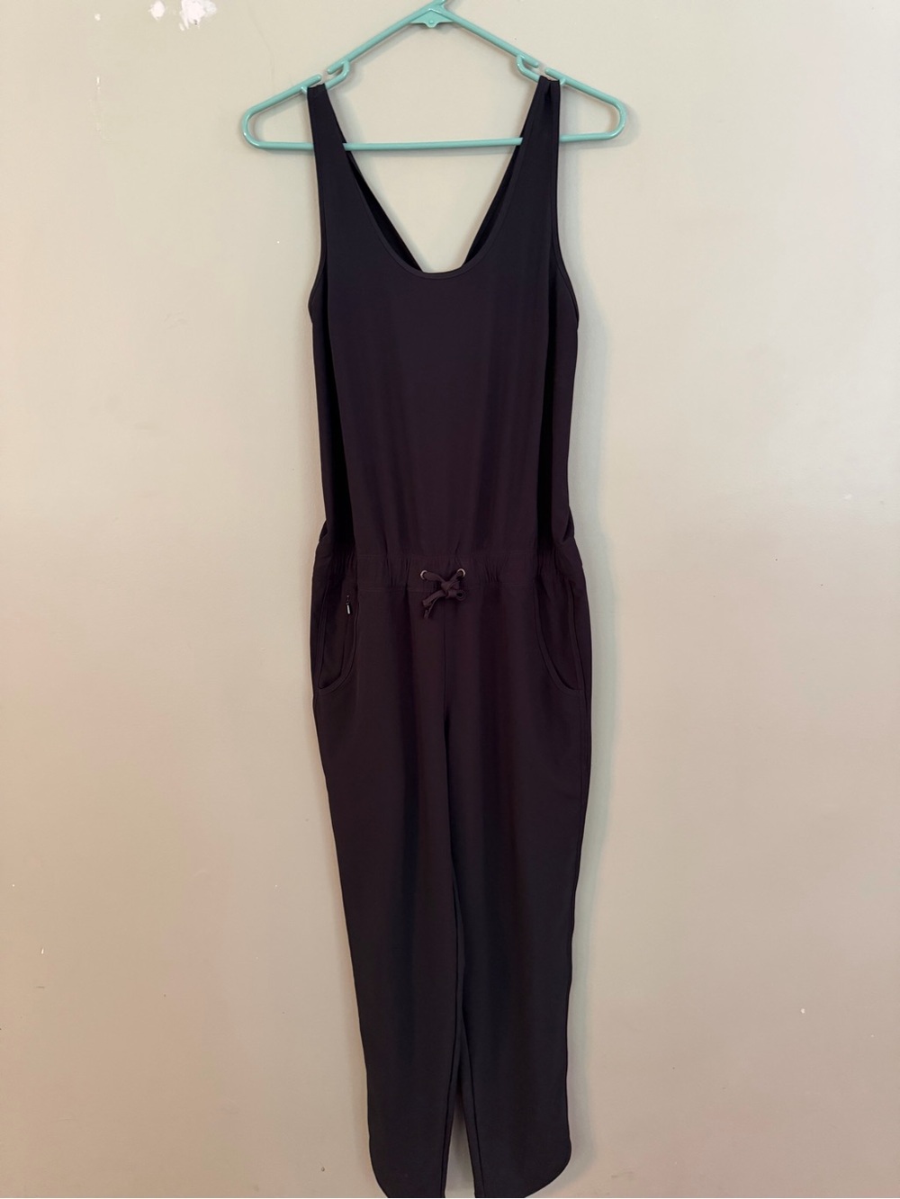 Patagonia SMALL Black Fleetwith Sleeveless Drawstring Jumpsuit NWOT NEVER WORN 😍 - Picture 9 of 16